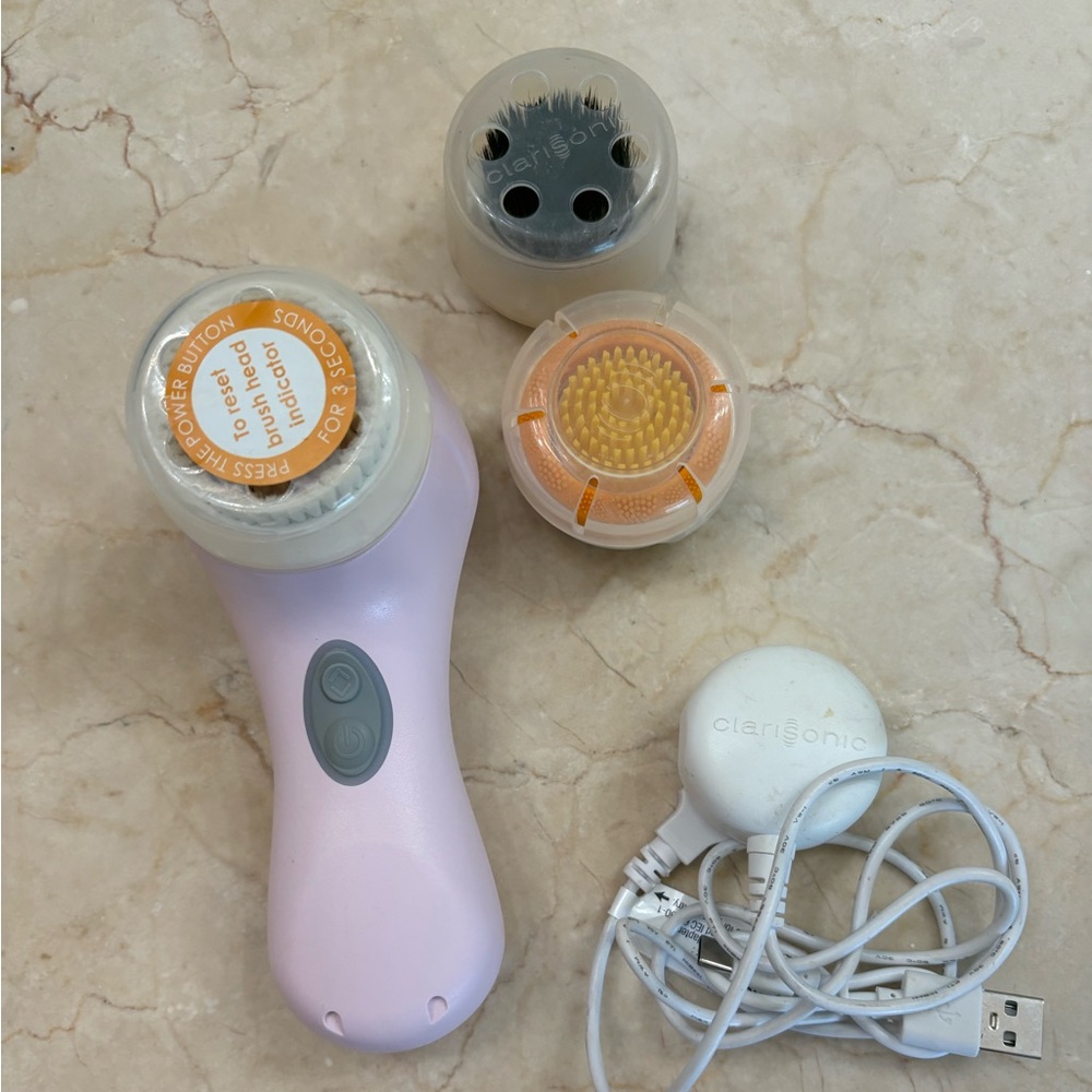 Clarisonic Pink Facial Cleansing Set with Attachments